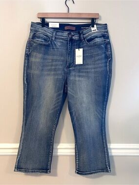 Judy Blue Women’s Mid-Rise Skinny Fit Capri Jeans Size 20W Cropped Pants NWT
